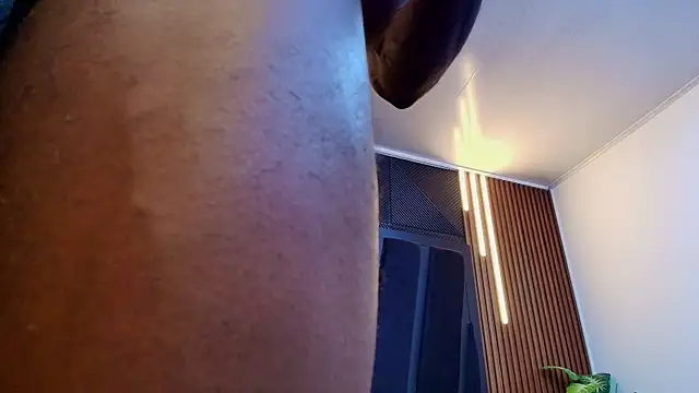 Oliver_Laurent_ 现场XXX聊天