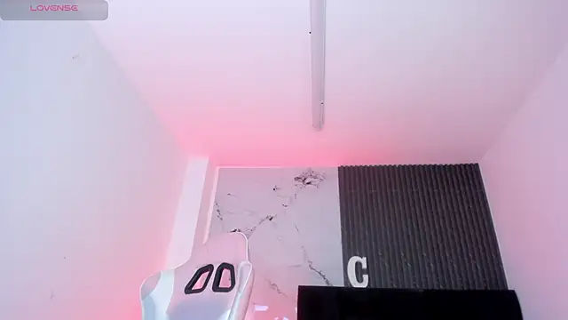 Chat +18 de chloesagee ao vivo