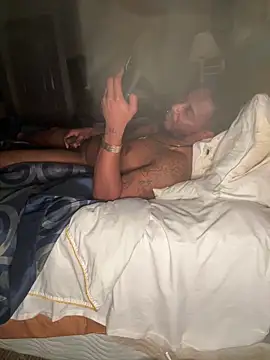 Show modela Stressreliever82 na web-kameri