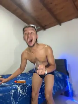 Pokazy przed kamerką – Kevin_Torres