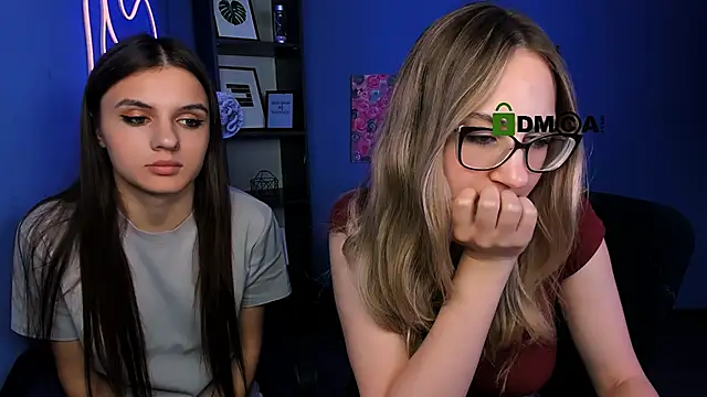 lisa_dark_ Chat XXX in diretta