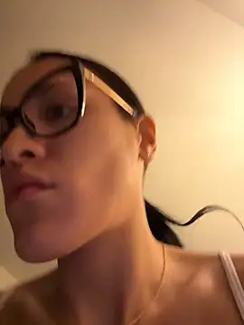 SerenaFox_ Chat XXX in diretta