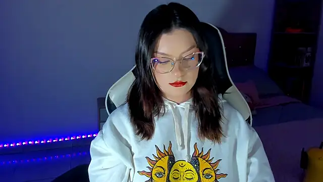 OphelianaRose33 现场XXX聊天