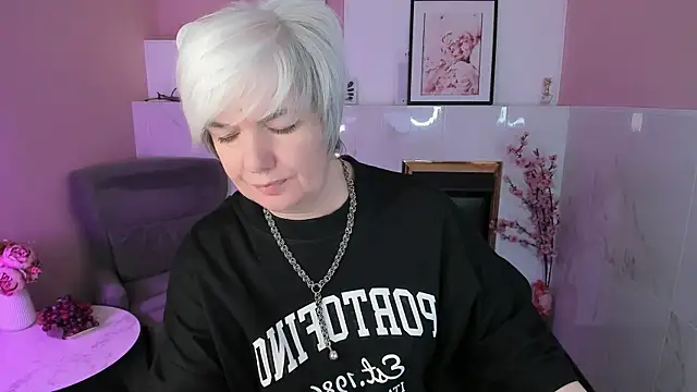 XXX chat uživo modela CarmenSoft