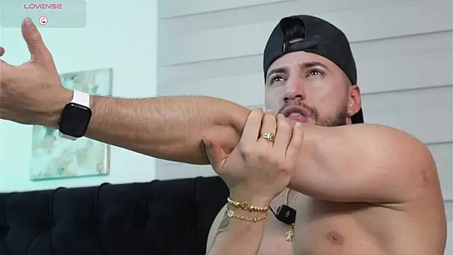 แชท XXX สดของ Thiago_Hill