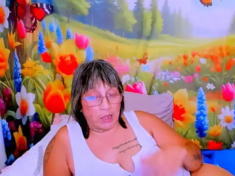 indianroxy Chat XXX live