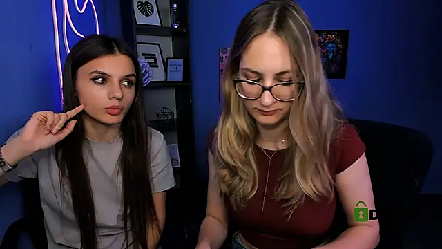 lisa_dark_ Chat XXX live