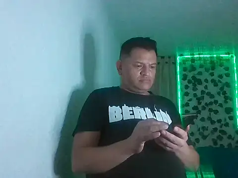 Chat XXX en directo de SexDiffrent