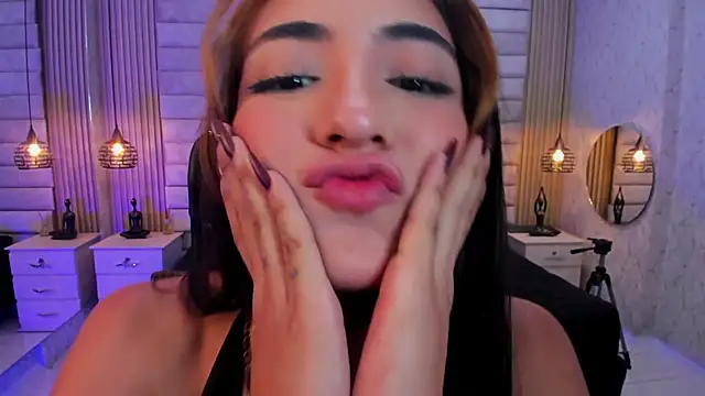 VictoriaaBlair's Live XXX Chat