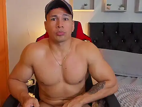 tyler_hank01's Live XXX Chat