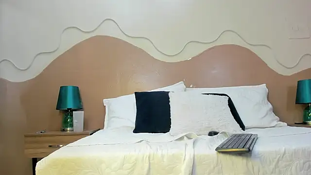 Pokazy przed kamerką – Enrrixxx_