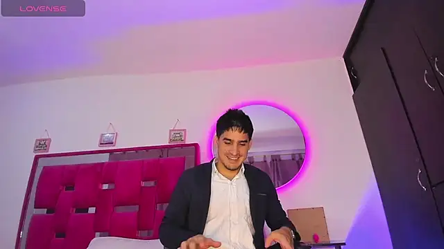 Christopher_Harris_ live XXX chat