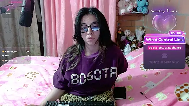 دردشة Maggie_Fox3 الجنسية المباشرة