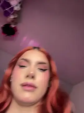 devlin_nurmi Adlı Modelin Canlı XXX Sohbeti