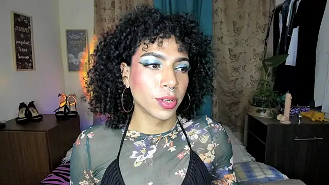 Angel_White25 Webcam-Show