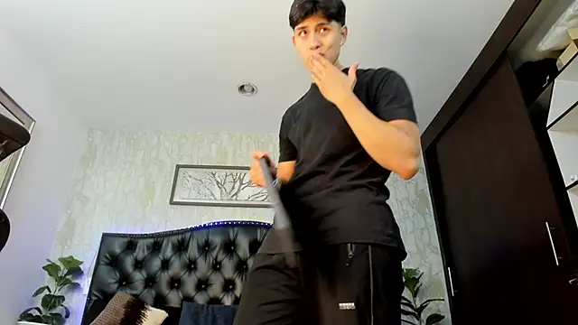 Lander_Cruz 在線直播表演