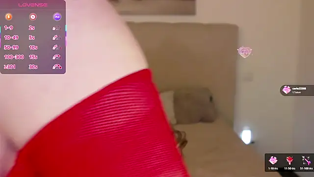 PetersEmily élő XXX-chatje