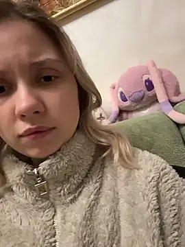 Show modela StaceyCross_ na web-kameri