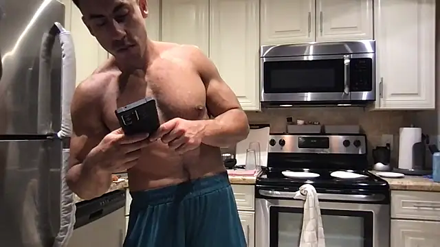 BigGuyMuscle's Webcam Show