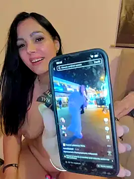 XXX chat uživo modela ReiyaRey