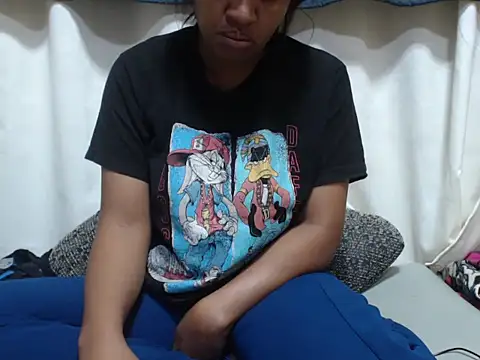 Linda_sexy Adlı Modelin Canlı XXX Sohbeti