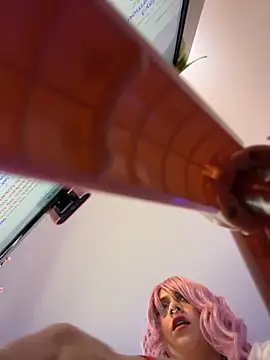 Chat +18 de Luna_Paris_ ao vivo