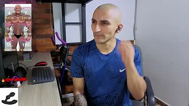 Chat XXX ao vivo de Marck_Muscle