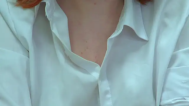 LessySmith's Live XXX Chat