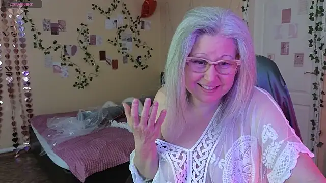 Chat XXX en directo de Wane_Witch