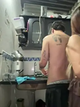 Pokazy przed kamerką – lindaandtony