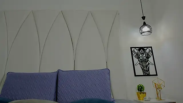 Mia_Reyesjs 现场XXX聊天