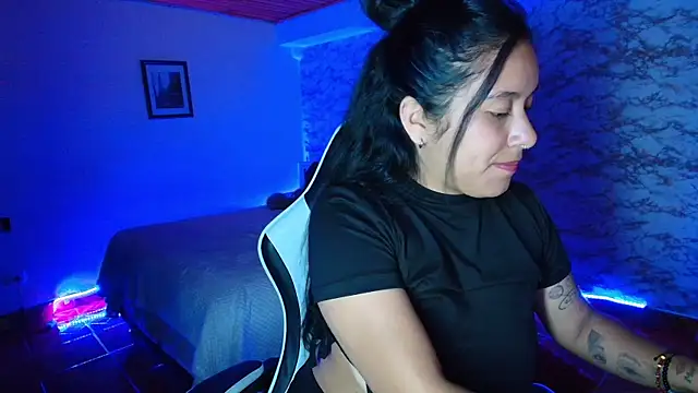 Chat XXX ao vivo de Camila_IRoose