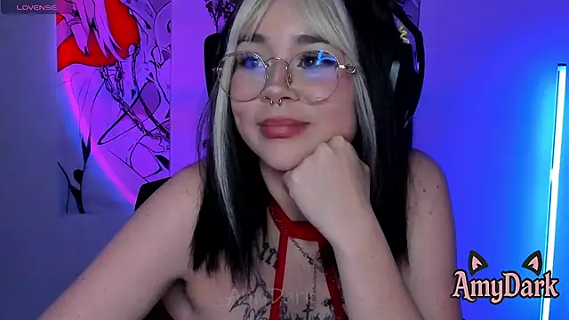 Онлайн чат XXX _AmyDark