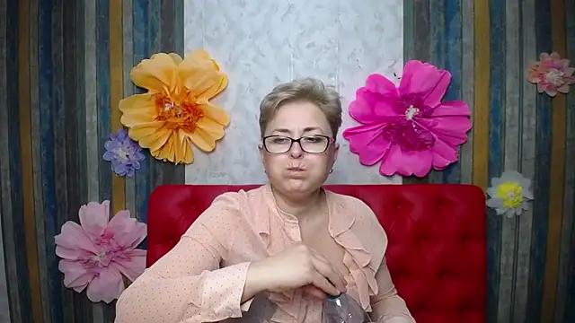 EmiliaGree's Webcam Show