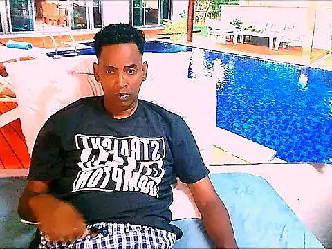 IndianHunk01 Webcam-Show