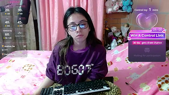 Czat XXX na żywo – Maggie_Fox3