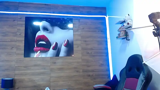 AmethystShadow17 élő XXX-chatje