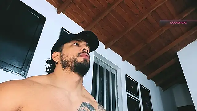 دردشة SilvaBranko الجنسية المباشرة