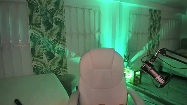 loly_marce 现场XXX聊天