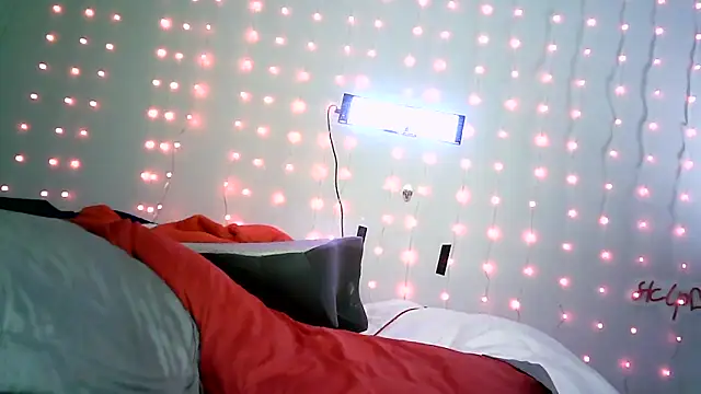 Chatroom XXX en direct de deepinnnnn