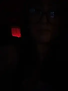 Goddessxxrosexx élő XXX-chatje