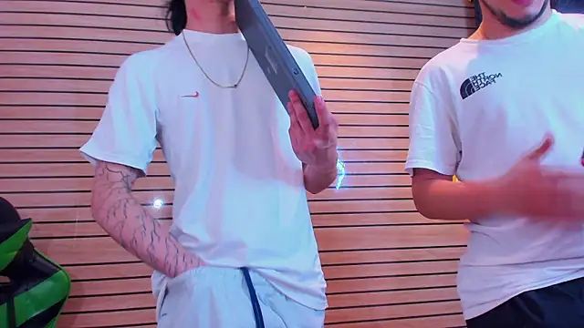 TheBatMansion Live XXX-chat