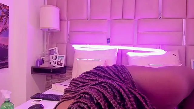 Chat XXX ao vivo de ShaniaBrownn