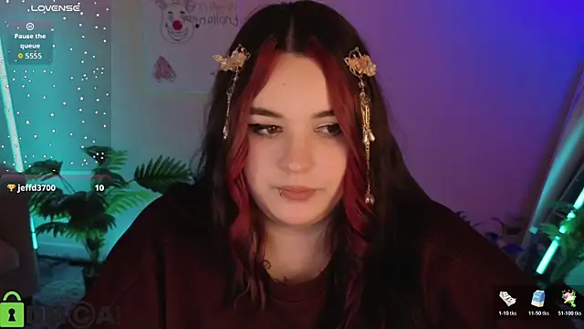 Mia_R0ss Show in webcam