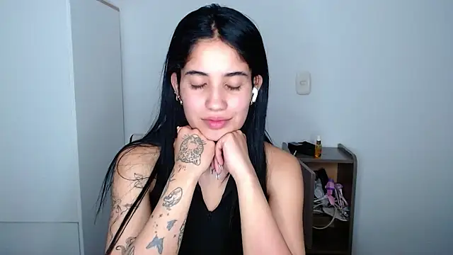 Lucy_engel 即時 XXX 聊天