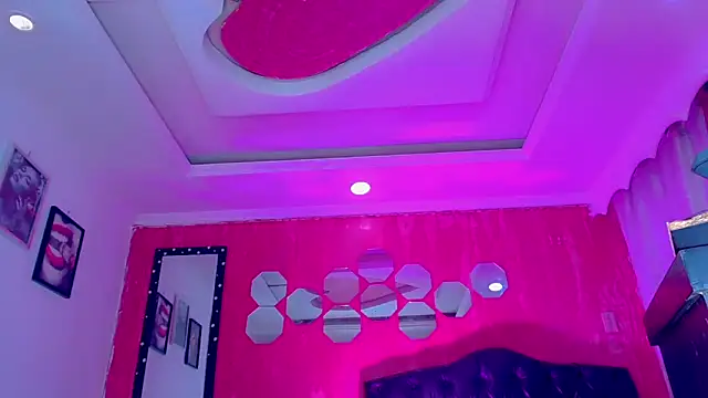 โชว์เว็บแคมของ TiffanyMackensyy