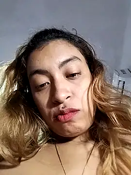 kiara_sex Show Webcam