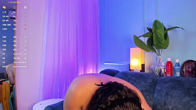 Nicki_Rippertonのウェブカメラショー