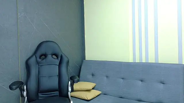 Britney_taylor_ Chat XXX in diretta