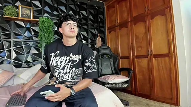 elliot_colton Webcamshow